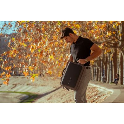 14. XD DESIGN ANTI-THEFT BACKPACK BOBBY BIZZ 2.0 GRAY P/N: P705.922