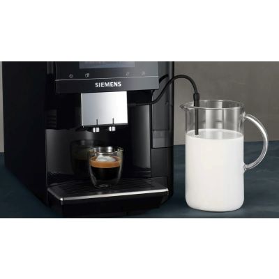5. Siemens TP713RO9 EQ700 espresso machine (black; 19 bar)