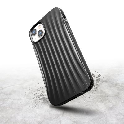 6. Raptic X-Doria Clutch Case iPhone 14 Plus back cover black