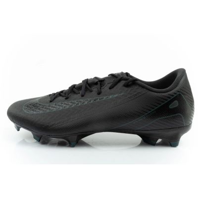 2. Nike Zoom Vapor 16 Academy FG/MG football boots black