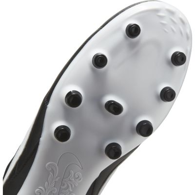 6. Nike Premier 3 FG M AT5889-010 football boots