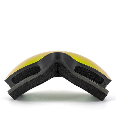 4. Qunature Black Ski Goggles Kids (Size M/L) - Black