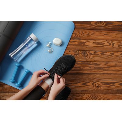 9. JVC HA-EC25T Wireless In-Ear Headphones White