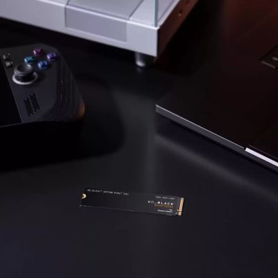 12. WD Black SN7100 500GB M.2 NVMe WDS500G4X0E SSD