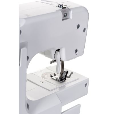 6. Singer M1005 sewing machine