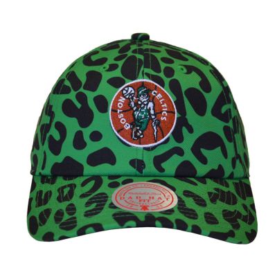 2. Mitchell & Ness NBA Boston Celtics Strapback Cap - 6LUOMM20061-BCEKYGN