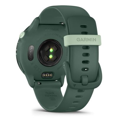 8. Garmin Vivoactive 6 42mm Jasper Green watch