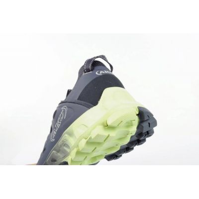8. Aku Selvatica GTX W 679428 trekking shoes