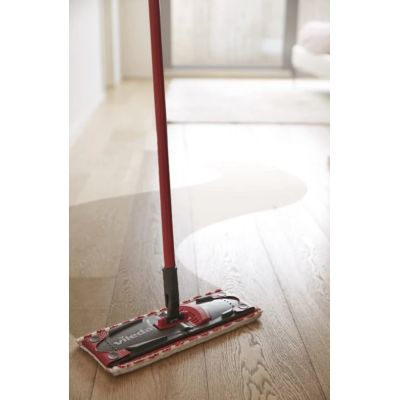 7. Vileda Ultramax BOX (mop + bucket)