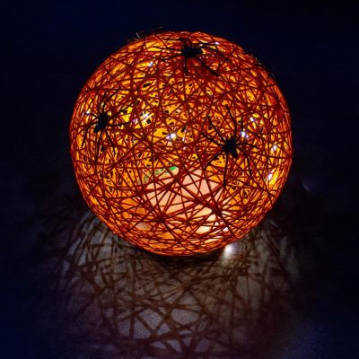 2. DECORATIVE BALL LAMP WITH SPIDER LED 15CM HALLOWEEN ORANGE