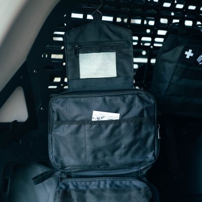 24. Offlander Travel Cosmetic Bag for Hanging OFF_CACC_06BK