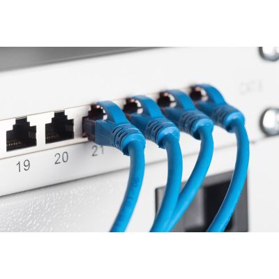 7. Digitus DN-91624S 1U