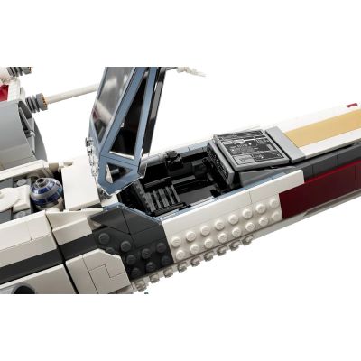 8. LEGO Star Wars 75355 X-Wing Fighter