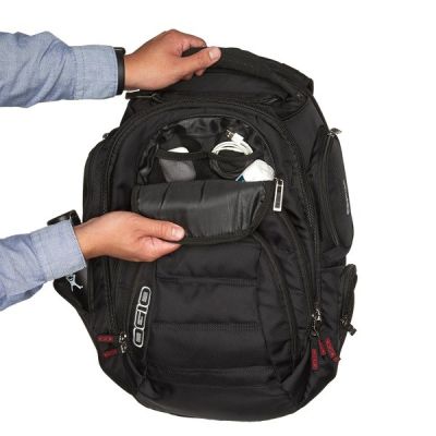 16. OGIO BACKPACK GAMBIT BLACK P/N: 111072_03