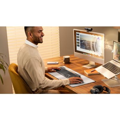 10. Logitech Signature Slim Solar+ K980 Keyboard Universal RF Wireless + Bluetooth QWERTY UK International Graphite