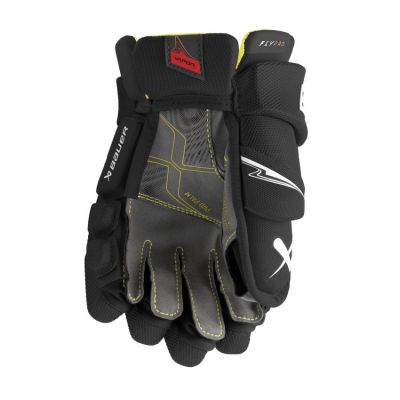 2. Bauer Vapor Flypro Jr Hockey Gloves