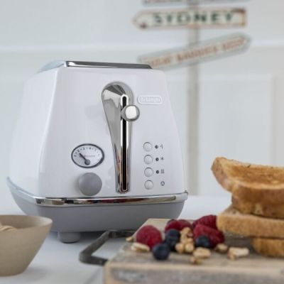 4. Skrudintuvas DeLonghi CTOC2103.W