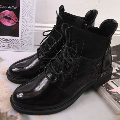 5. Lacquered boots Vinceza W JAN135 black