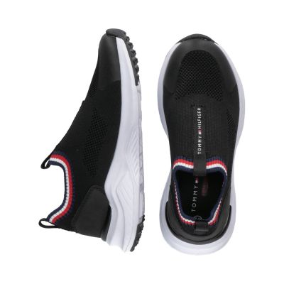 4. Tommy Hilfiger Low Cut Easy-On Sneaker Black W T3A5-33057-1355999-999