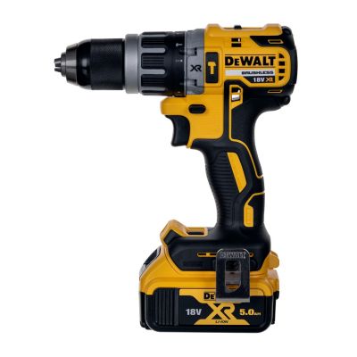 15. 18V DCK422P3 DEWALT Combo Kit
