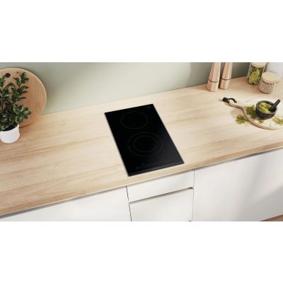 4. BOSCH PKF375FP2E two-zone ceramic hob