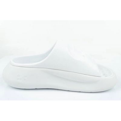 5. Lacoste Serve Slide W 0421G Flip-Flops