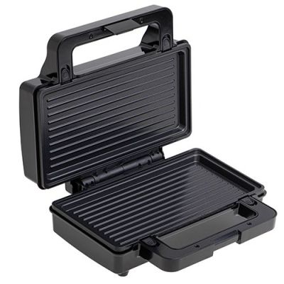 4. ADLER AD 3073 sandwich maker