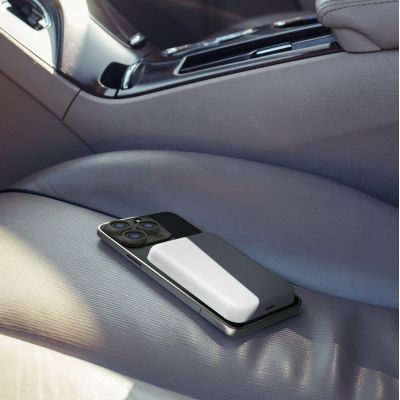 6. Wozinsky WRW349YWS 10000 mAh Magnetic Power Bank - White