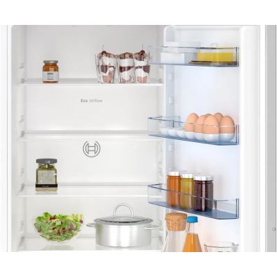 11. Built-in refrigerator BOSCH KIN96NSE0 193.5 cm high