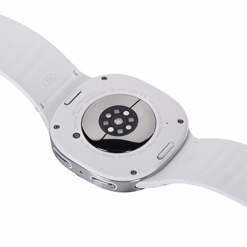 6. Smartwatch Samsung Galaxy Watch 8 (L335) LTE AMOLED 44mm Silver