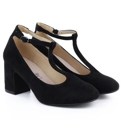 2. Black suede pumps with a strap, Mascara 834284