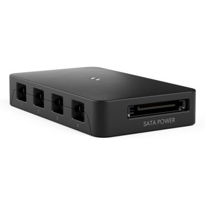 8. Fractal Design Customize Pro Hub | Black