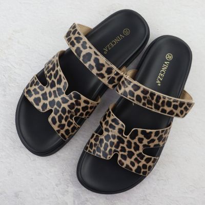 6. Women's beige leopard print flip-flops Vinceza 17401