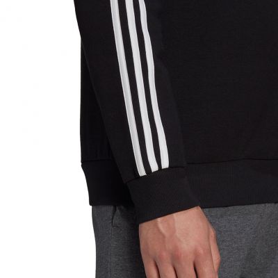 8. adidas Essentials Sweatshirt M GK9106