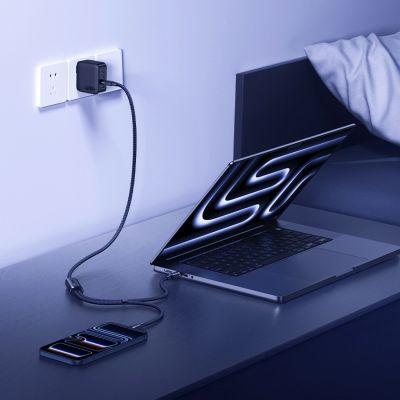 9. Baseus Flash 4 140W 2in1 USB-C to USB-C + USB-C Cable 1.5 m - Black