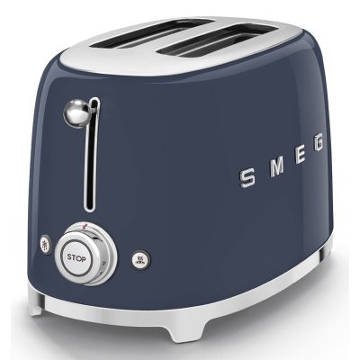3. SMEG TSF01NBEU Toaster