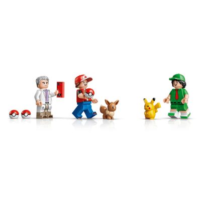 8. LEGO Pokémon 72154 – Iconic Poké Ball with Trainers