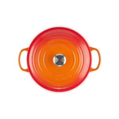 4. Le Creuset Signature Roaster Round Oven 28cm Red