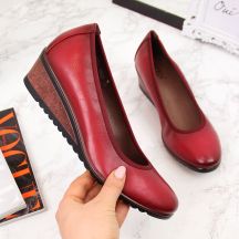 Red wedge pumps W Vinceza