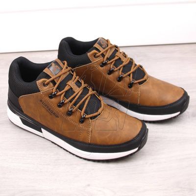 4. Bustagrip sneakers Cruiser M MRM5C