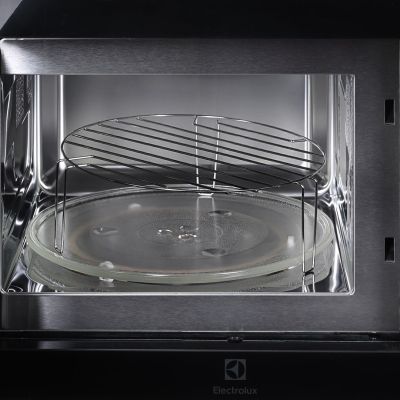 30. Built-in microwave oven ELECTROLUX LMS4253TBK