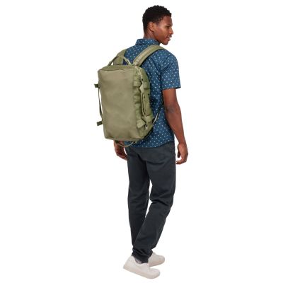 15. Thule Chasm TDSD301 Olivine Sports Bag 30L Polyester Olive
