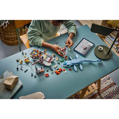 10. LEGO Jurassic World 77983 - Mosasaur Boat Attack