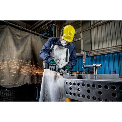 3. Metabo W 18 L BL 9-125 angle grinder 12.5 cm 10000 RPM 1.5 kg