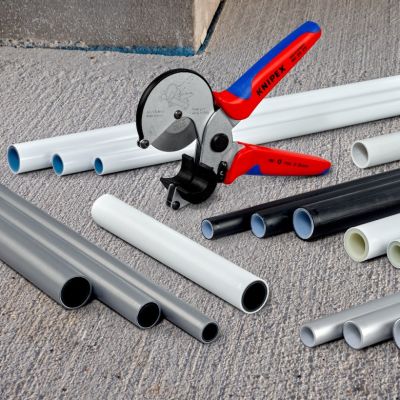 7. KNIPEX PIPE CUTTER FOR COMPOSITE AND PLASTIC PIPES