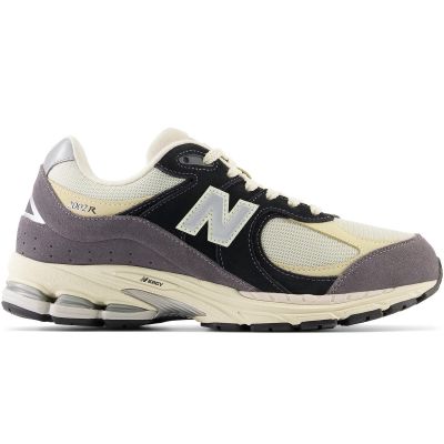 New Balance sports shoes M M2002RSH