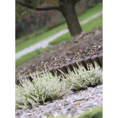 8. GARDEN PALISADE LAWN EDGE 250CM IPBO BROWN
