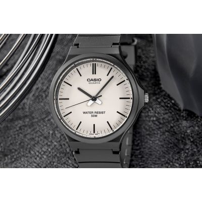 5. Men's Watch CASIO MW-240-7EVDF + BOX