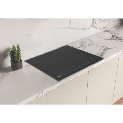 4. Induction hob WHIRLPOOL WF S7560NE BM black matte FlexiSide Chef Control MattProtect