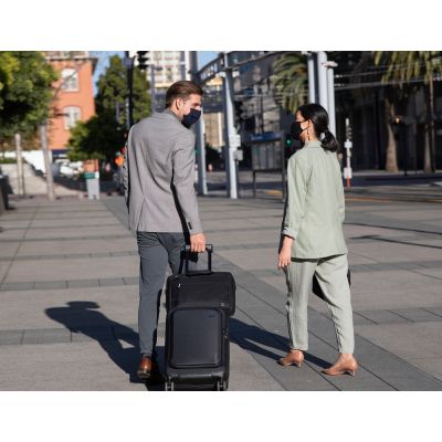 54. HP Rnw Business 14.1 Laptop Bag